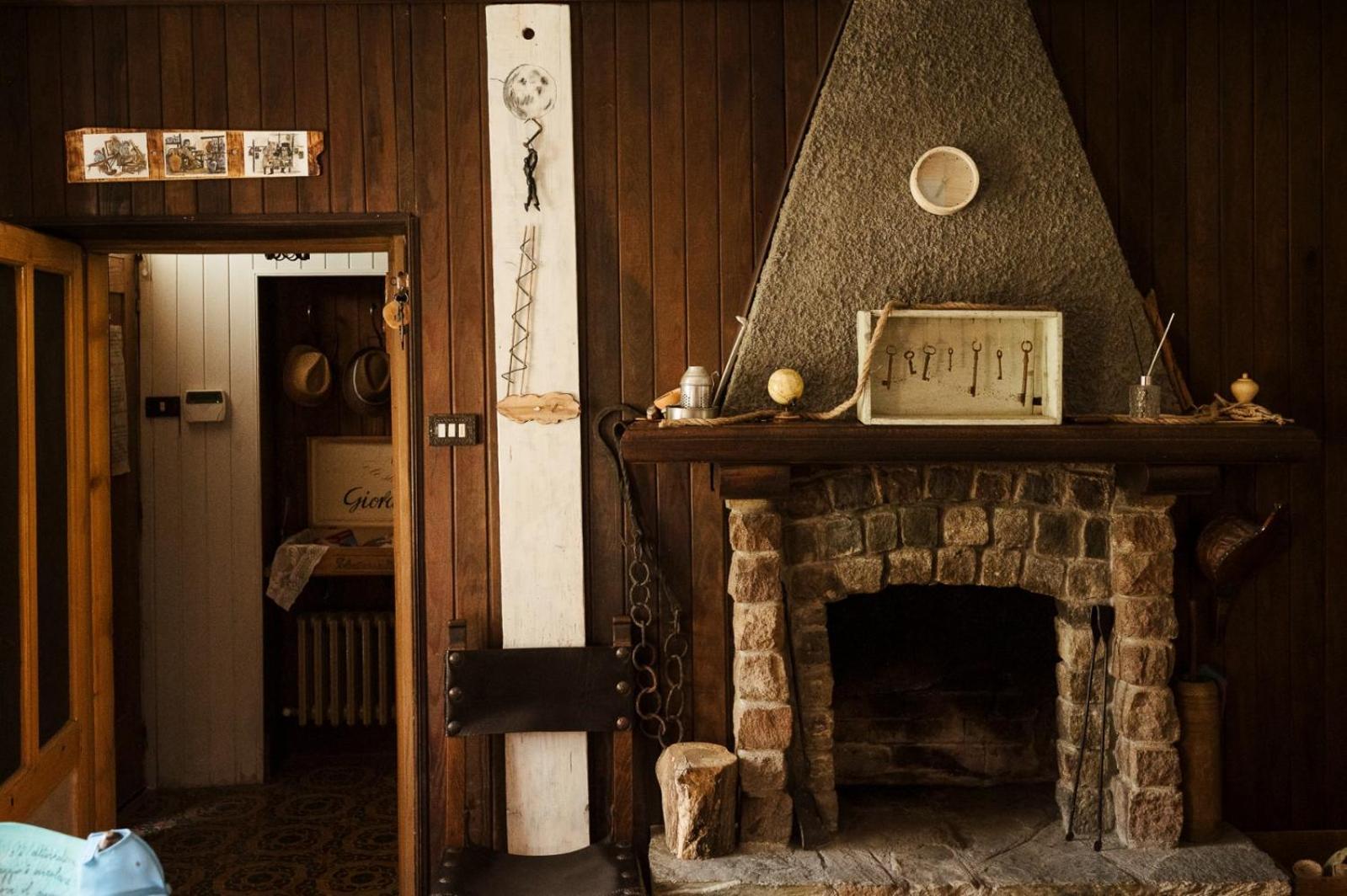 Casa Delle Foglie Sussurranti Villa Asti Exterior foto